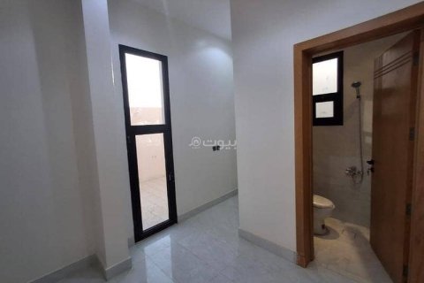 Квартира с 6 спальнями в Эр-Рияд, Саудовская Аравия №60465 9