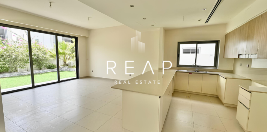 3 bedrooms Villa in Sidra Villas, UAE No. 28872