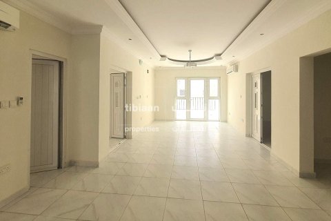 3 bedrooms Villa in As Sib, Oman No. 53875 4