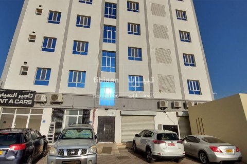 25m² Shop in Al Amarat, Oman No. 53874