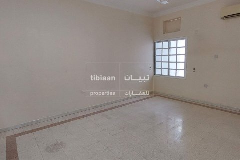 Villa Gemela de 13 dormitorios en Muscat, Oman No. 53825 8