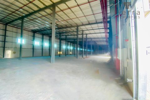 1450.2مربع، مستودع في Al Quoz, الإمارات العربية المتحدة رقم 24428