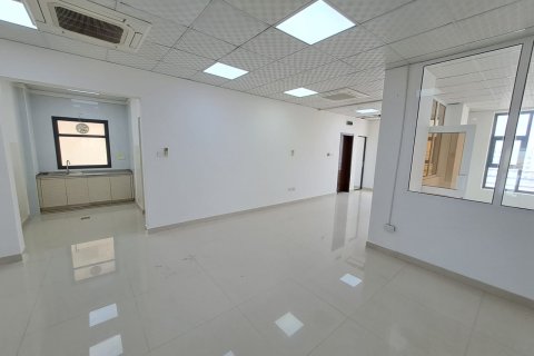 Commercial property de 380m² à Muscat, Oman No. 54456 3