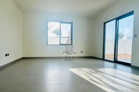 4 bedrooms Villa on the Yas Island, UAE No. 41419