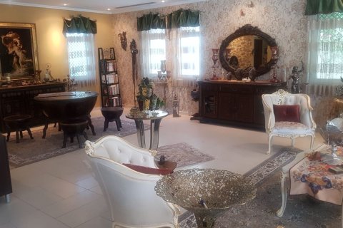 5 bedrooms Villa in Regional, UAE No. 1014 8