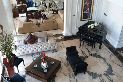 Villa de 5 dormitorios en Jumeirah Islands, UAE No. 1013 8