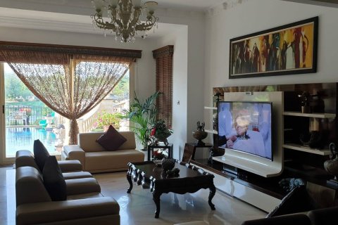Villa de 5 dormitorios en Jumeirah Islands, UAE No. 1013 18