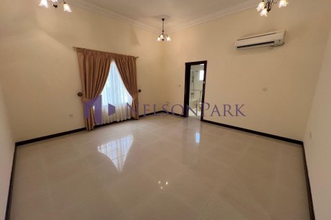 Villa de 5 chambres à Doha, Qatar No. 58243 23