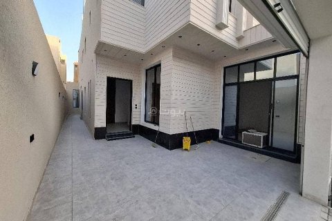 Apartment de 3 dormitorios en Riyadh, Saudi Arabia No. 67494 4