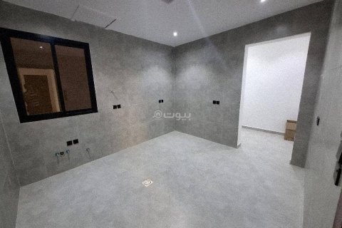 3 bedrooms Apartment in Riyadh, Saudi Arabia No. 67495 11