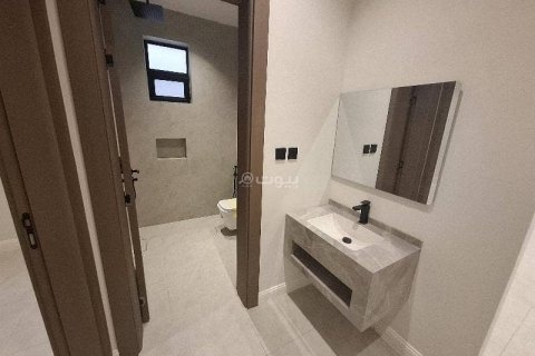 3 bedrooms Apartment in Riyadh, Saudi Arabia No. 67495 21