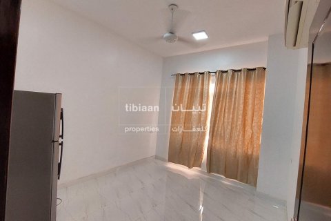 Apartment de 2 dormitorios en As Sib, Oman No. 53755 8