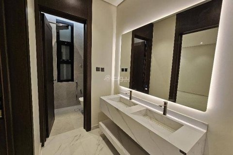 Villa de 7 chambres à Riyadh, Saudi Arabia No. 69145 14