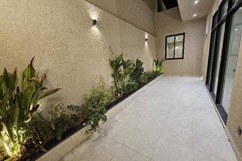 Villa de 7 chambres à Riyadh, Saudi Arabia No. 69145 9