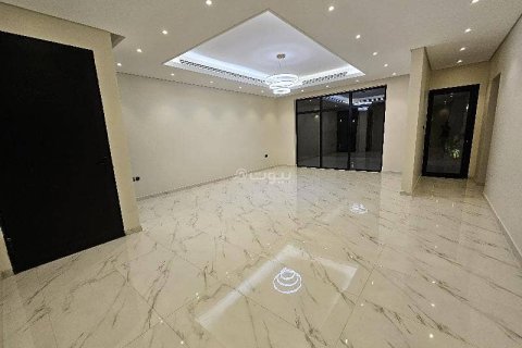 Villa de 7 chambres à Riyadh, Saudi Arabia No. 69145 16
