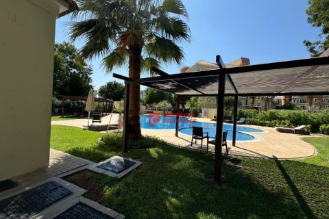 Квартира с 2 спальнями в Discovery Gardens, ОАЭ №39743
