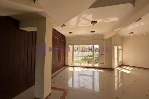 Villa de 3 dormitorios en Doha, Qatar No. 57517 4
