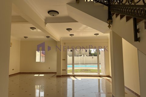 Villa de 3 dormitorios en Doha, Qatar No. 57517 8