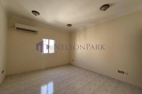 Villa de 3 dormitorios en Doha, Qatar No. 57517 14
