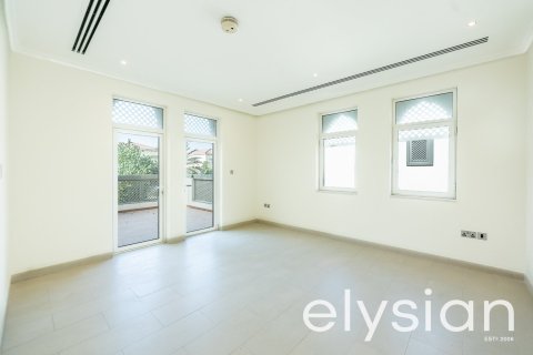 4 bedrooms Villa in Regional, UAE No. 64728 4