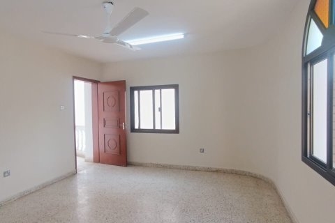 2 bedrooms Apartment in Ruwi, Oman No. 54882 6