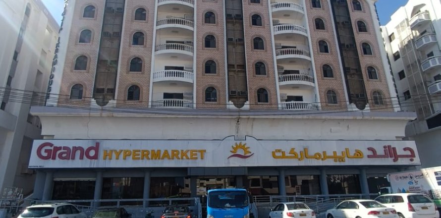 2 bedrooms Apartment in Ruwi, Oman No. 54882