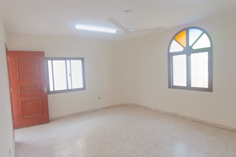 2 bedrooms Apartment in Ruwi, Oman No. 54882 7