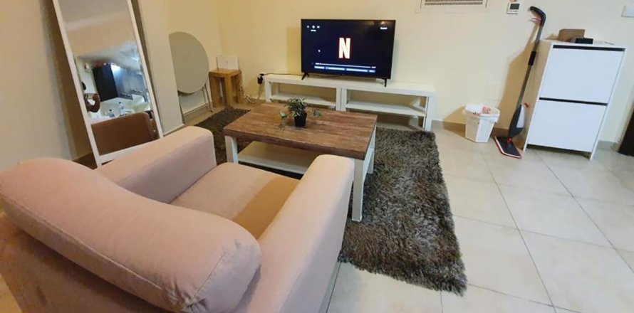 Квартира с 2 спальнями в REMRAAM APARTMENTS, Remraam, ОАЭ №95395