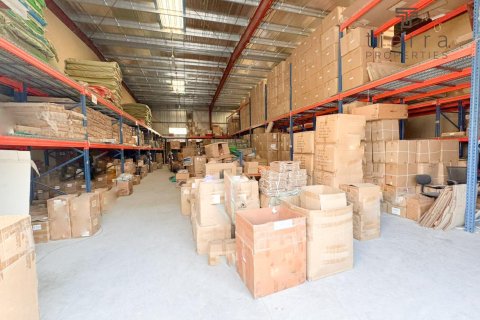 399.5m² Warehouse in Phase 2, UAE No. 47641