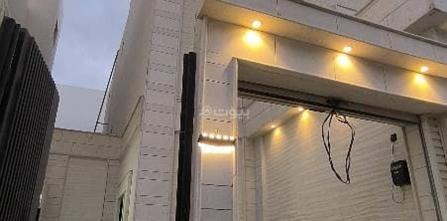 3 bedrooms Apartment in Riyadh, Saudi Arabia No. 61688