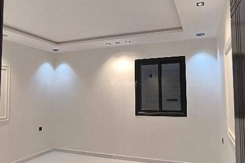 3 bedrooms Apartment in Riyadh, Saudi Arabia No. 61688 9