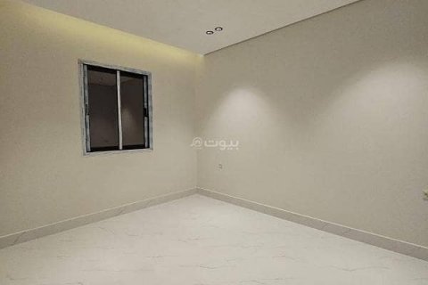 7 bedrooms Villa in Riyadh, Saudi Arabia No. 61685 5