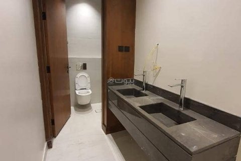 Квартира с 4 спальнями в Эр-Рияд, Саудовская Аравия №61598 4