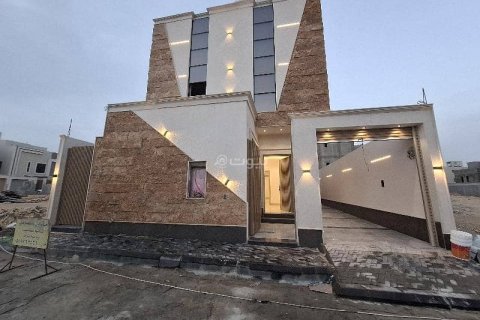 5 bedrooms Villa in Riyadh, Saudi Arabia No. 61601