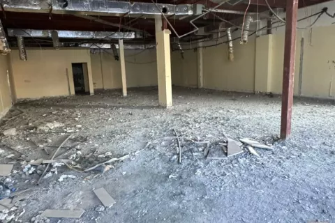 Commercial property de 1250m² à Al Qurm, Oman No. 104830 4