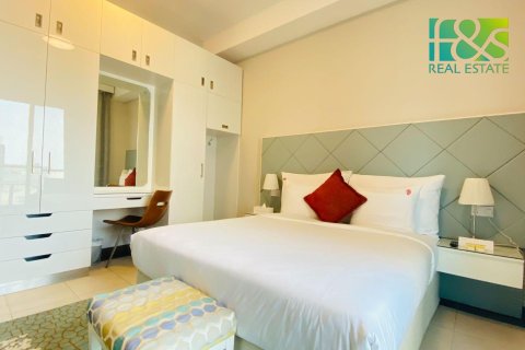 Villa de 3 dormitorios en Al Jazirah Al Hamra, UAE No. 28503 14