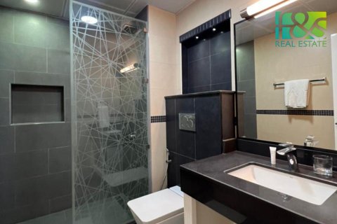 Villa de 3 dormitorios en Al Jazirah Al Hamra, UAE No. 28503 11