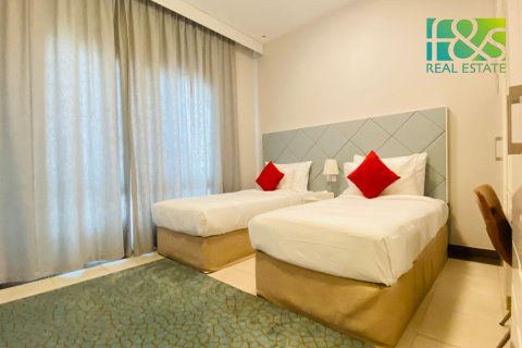 Villa de 3 dormitorios en Al Jazirah Al Hamra, UAE No. 28503 12