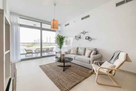Квартира с 2 спальнями в Azure Residences, ОАЭ №78354