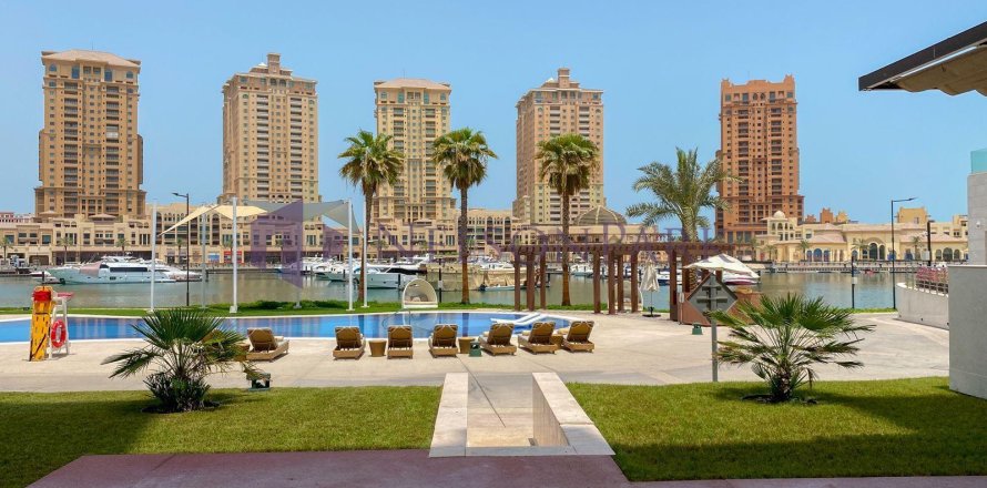 Townhouse de 2 dormitorios en Doha, Qatar No. 58364
