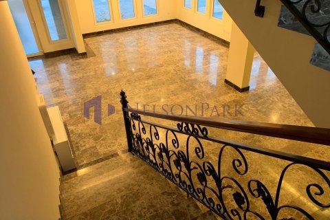 Villa de 5 dormitorios en Doha, Qatar No. 58388 6