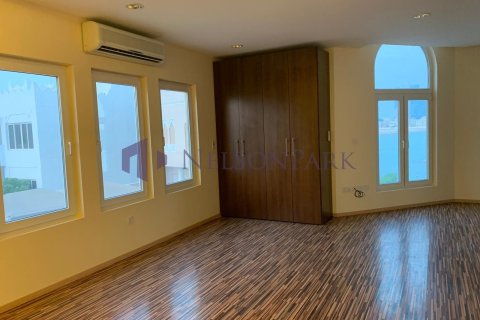 Villa de 5 dormitorios en Doha, Qatar No. 58388 9