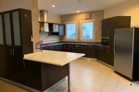 Villa de 5 dormitorios en Doha, Qatar No. 58388 8