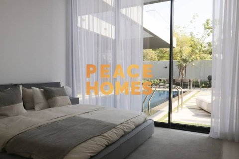 5 bedrooms Villa in Tilal City, UAE No. 10887 13