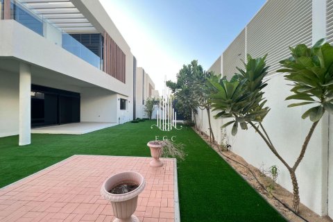 Villa de 5 chambres à Yas Island, UAE No. 36618 28