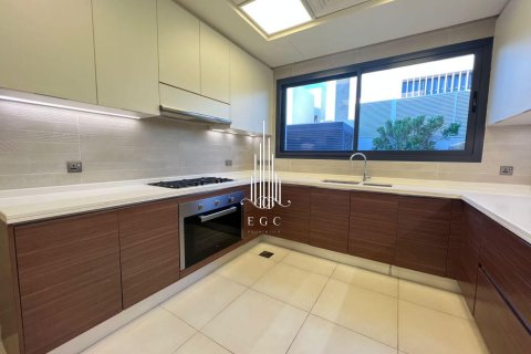 Villa de 5 chambres à Yas Island, UAE No. 36618 16