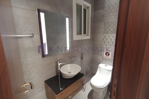 1 bedroom Apartment in Doha, Qatar No. 57910 15