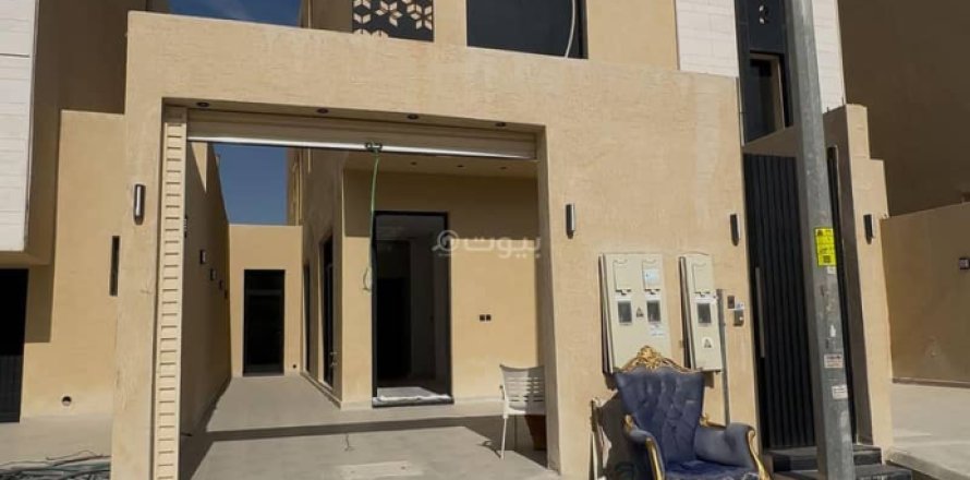 4 bedrooms Apartment in Riyadh, Saudi Arabia No. 60276