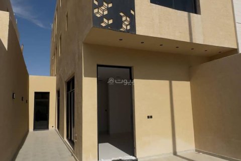 4 bedrooms Apartment in Riyadh, Saudi Arabia No. 60276 3