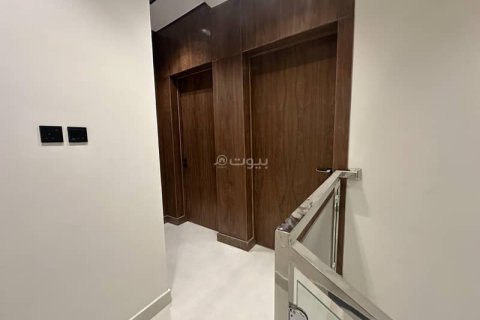 3 bedrooms Apartment in Riyadh, Saudi Arabia No. 60207 5